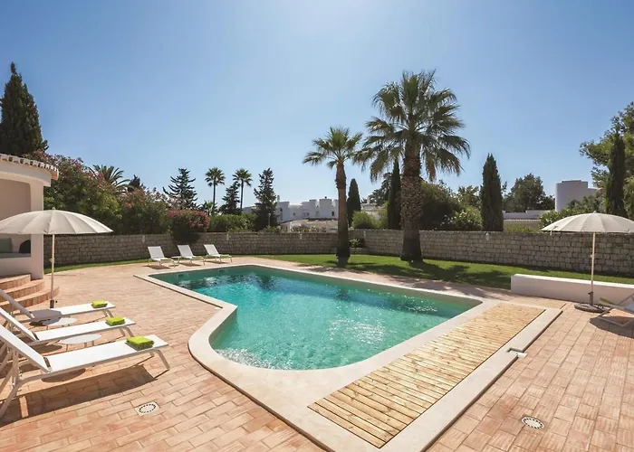 Casa Cavatina Vila *